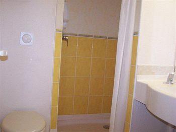 Ace Hotel Issoire Esterno foto